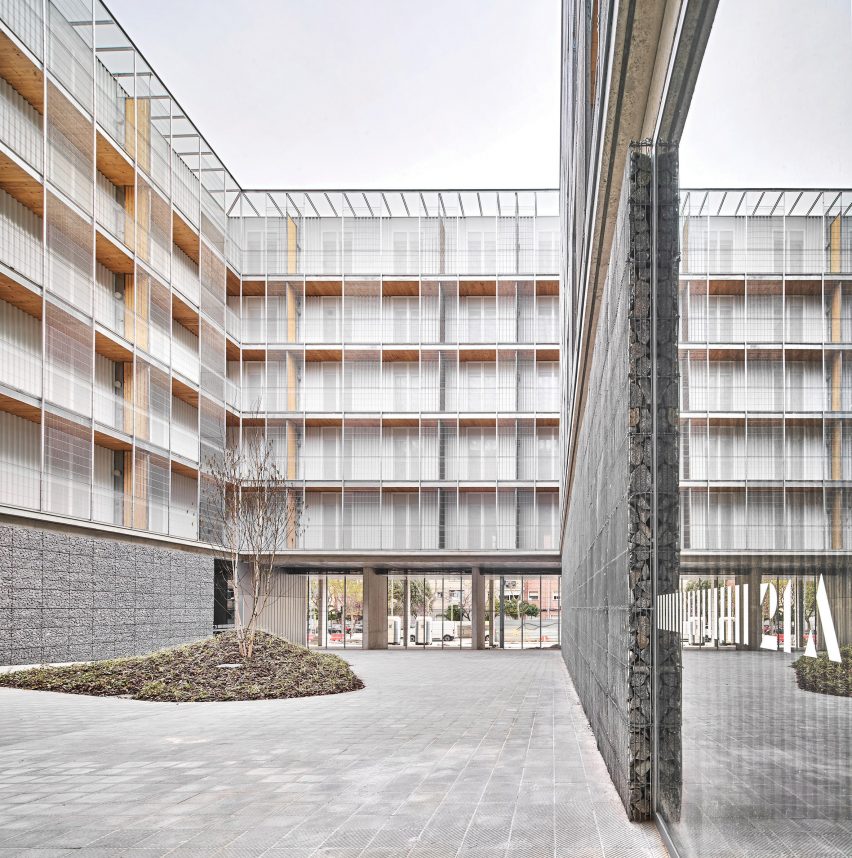 Modulus Matrix by Peris + Toral Arquitectes