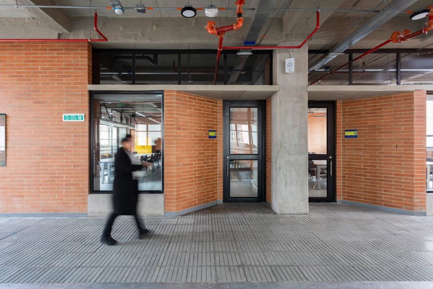 Lucila Rubio de Laverde school by Nómena Arquitectura
