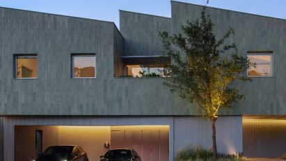 Casa Oliva by Productora