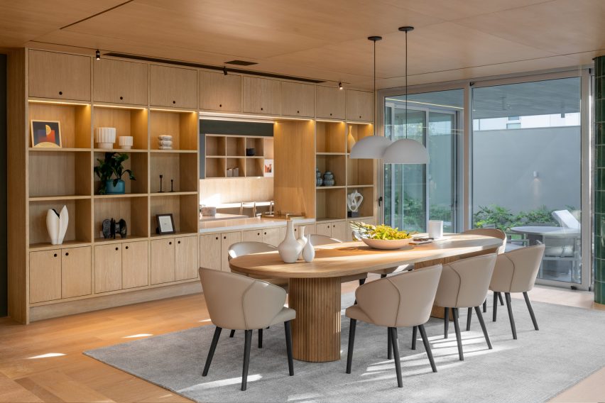 Casa Oliva by Productora