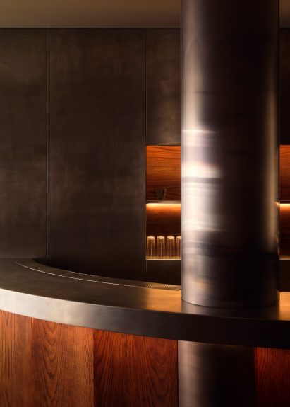Steel and wood bar