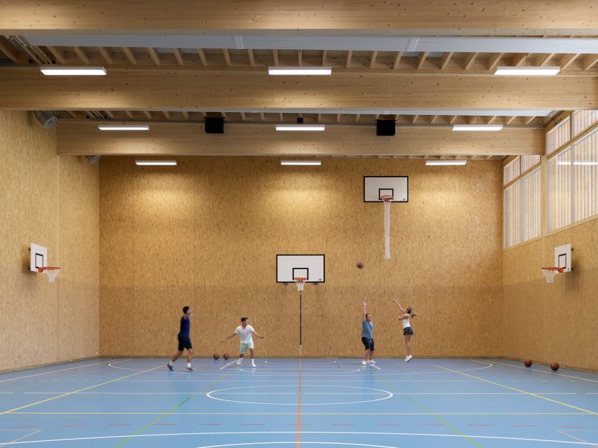 Sporthallenprovisorium Gloriarank by Itten+Brechbuhl