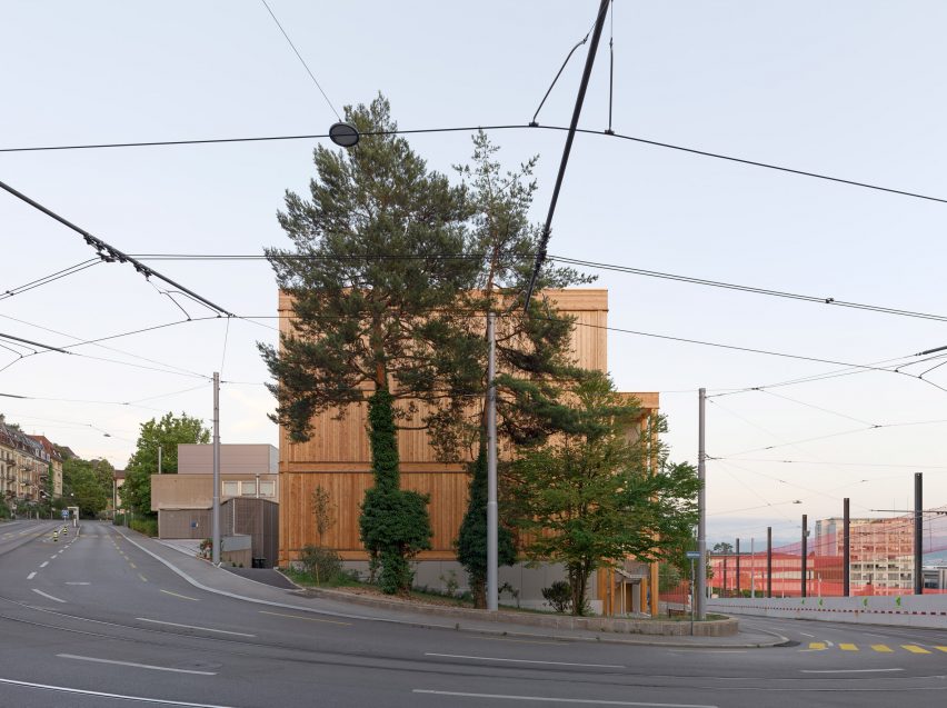 Sporthallenprovisorium Gloriarank by Itten+Brechbuhl