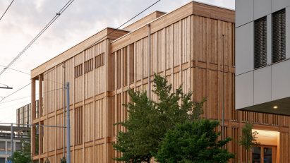 Sporthallenprovisorium Gloriarank by Itten+Brechbuhl