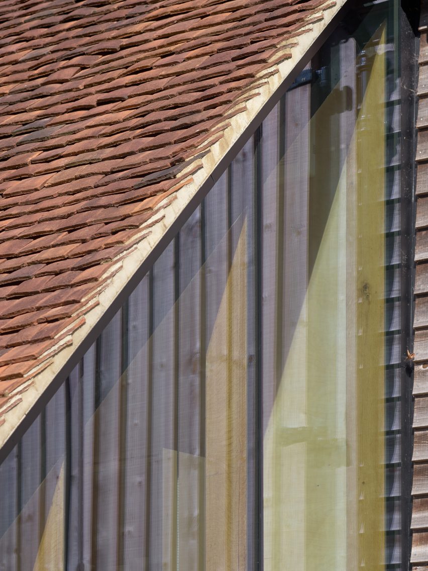 Underwing Workshop by Ashton Porter Architects