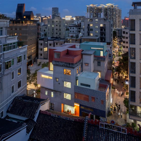Nantou Hybrid Building by Urbanus
