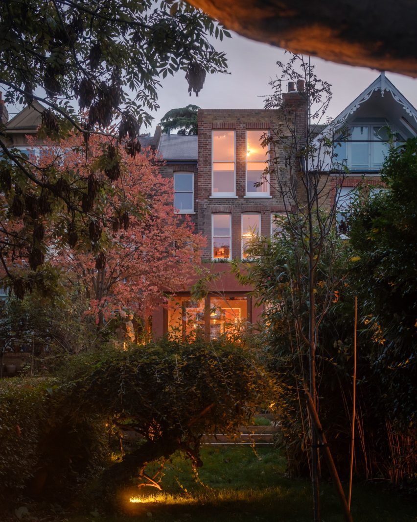Putney Riverside by VATRAA
