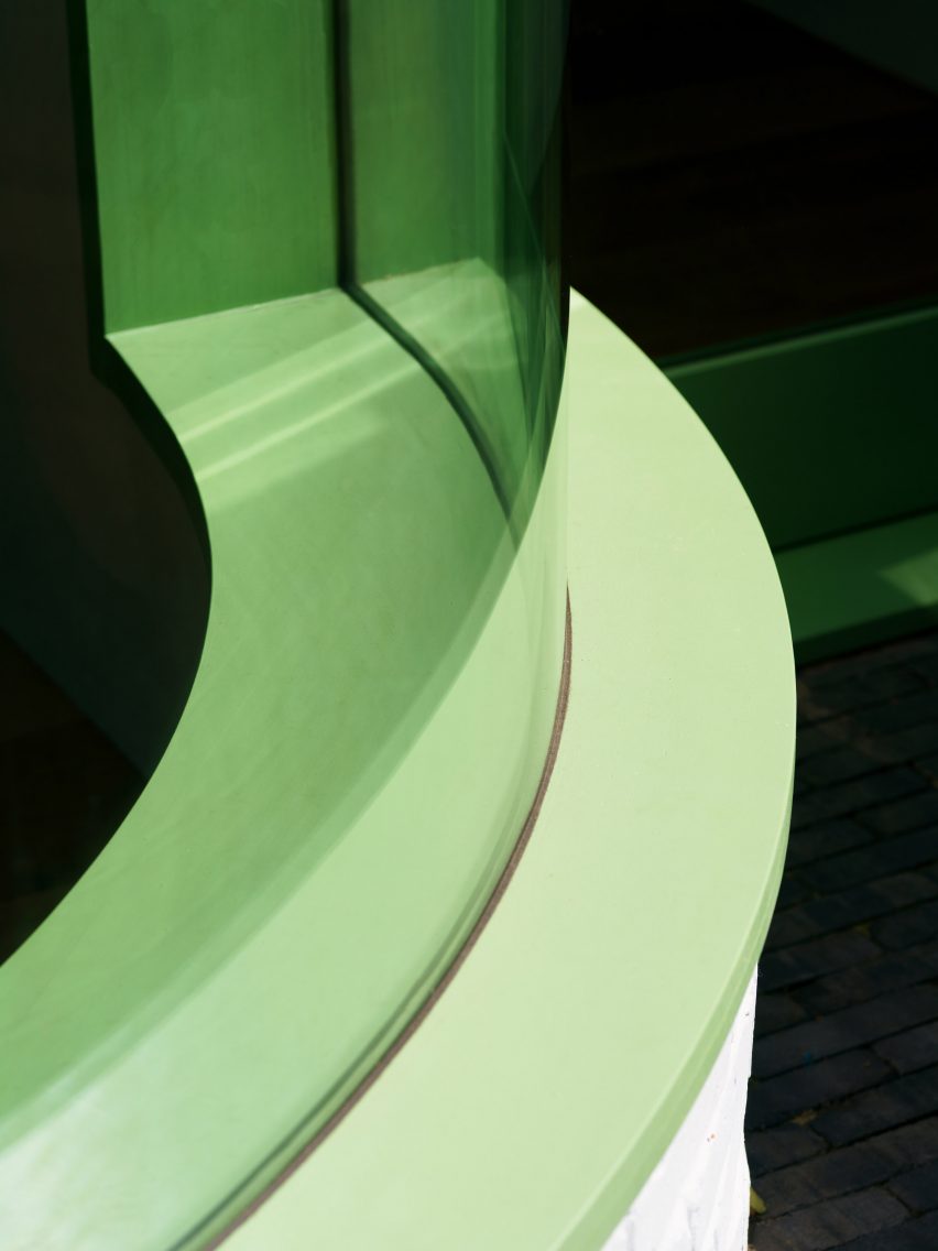 Verdant House in London by CAN