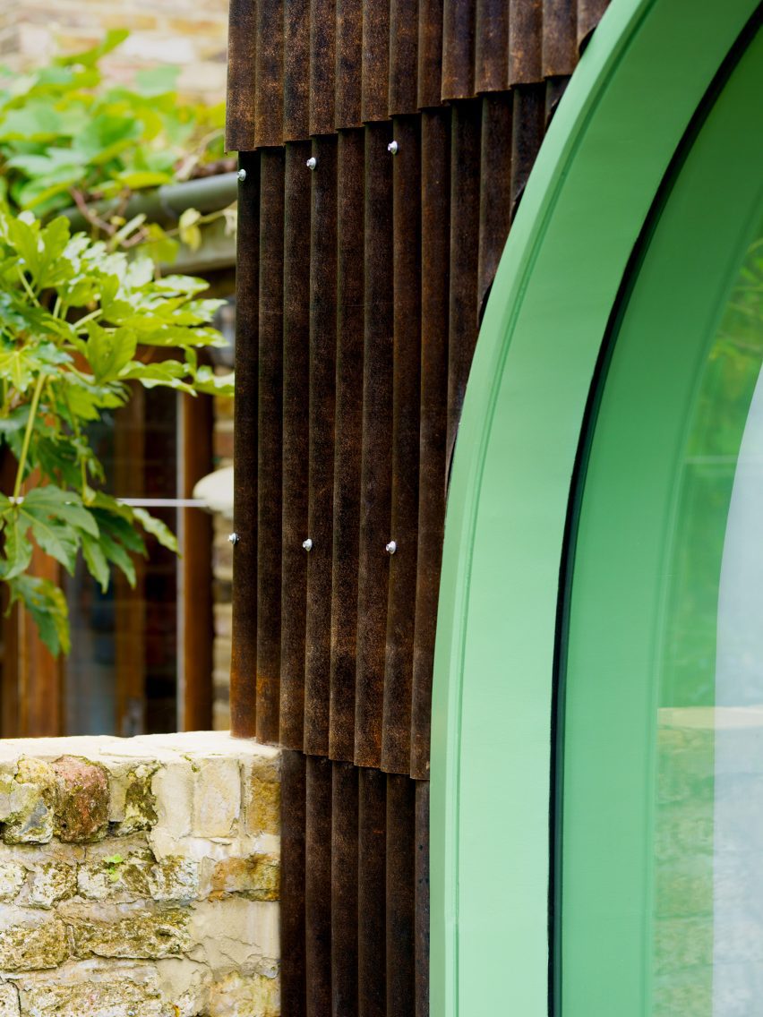Verdant House in London by CAN