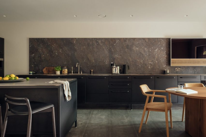 Wimbledon home by Jason Good Architecture