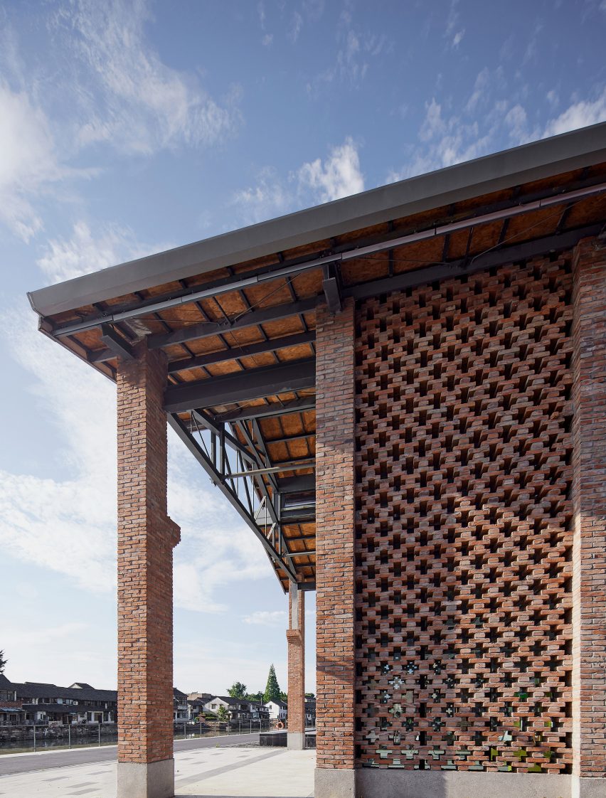 Wuzhen Rural Brewery Renovation by Lichao Architecture Design Studio
