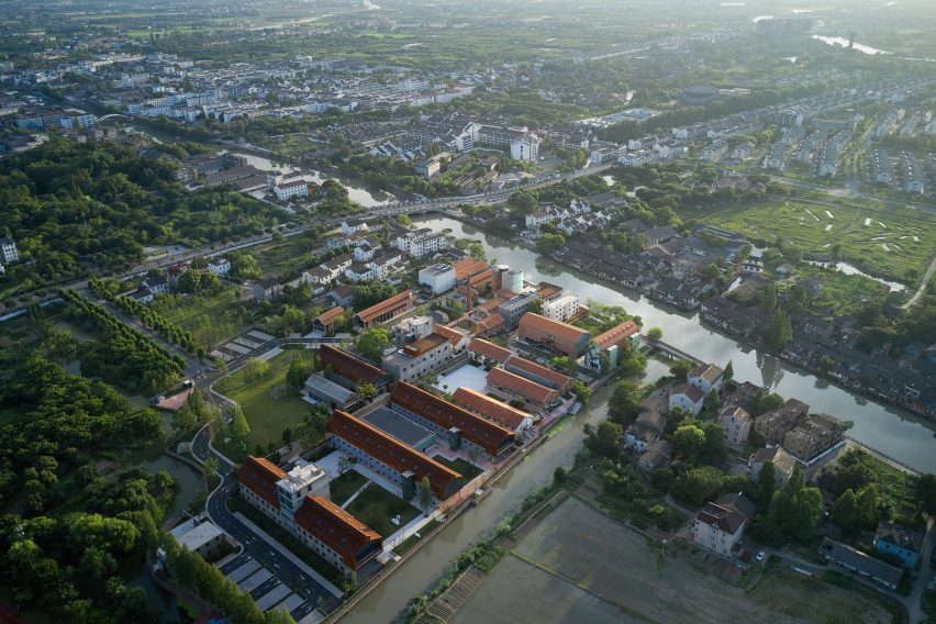 Wuzhen Rural Brewery Renovation by Lichao Architecture Design Studio