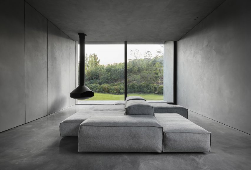 Grey House by Adam Kane Architects