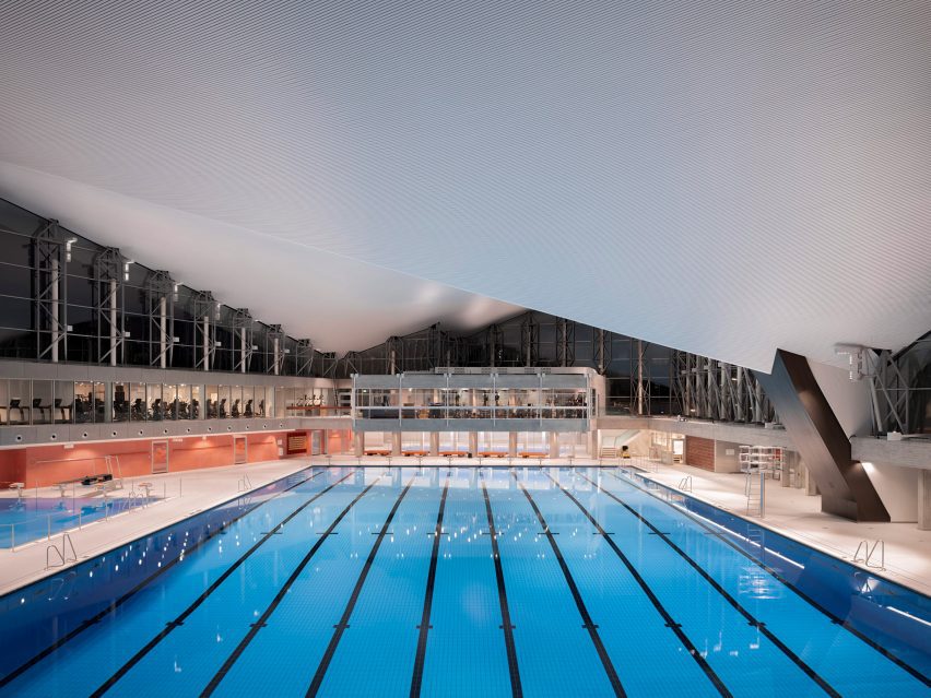 Alsterschwimmhalle by GMP Architekten