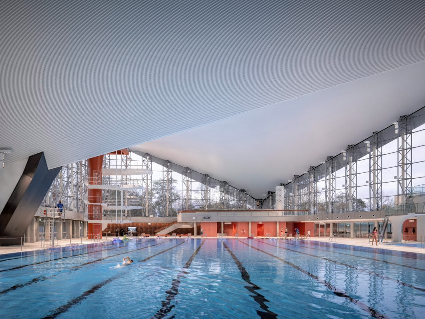 Alsterschwimmhalle by GMP Architekten