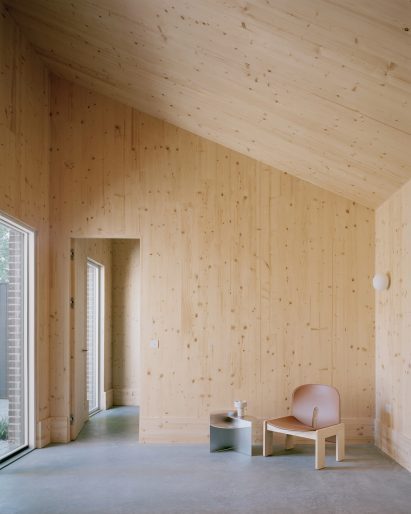 Living space within the Tree Courtyard House in Walthamstow