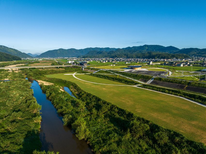 Bamboo Gate community facility by Kengo Kuma and Associates