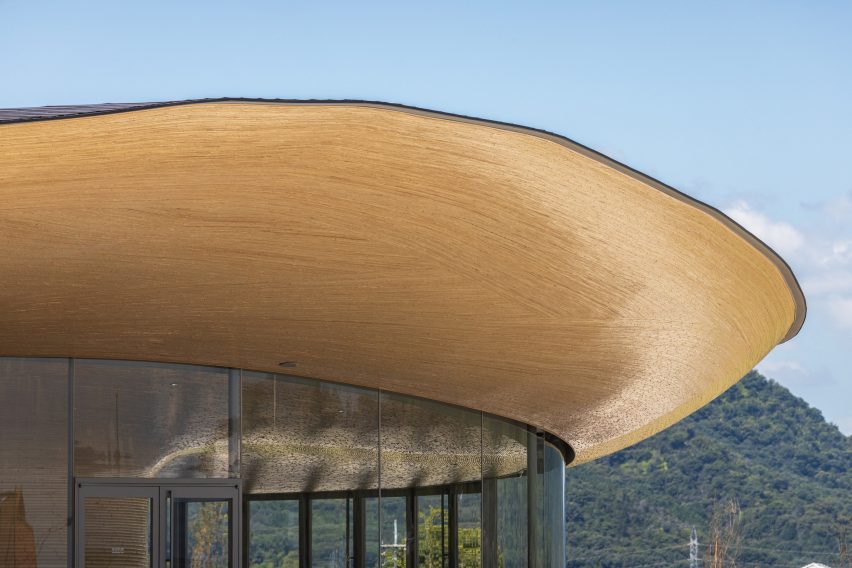 Bamboo Gate community facility by Kengo Kuma and Associates