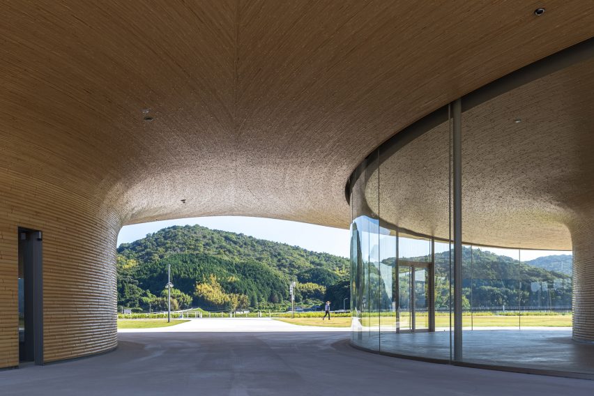 Bamboo Gate community facility by Kengo Kuma and Associates