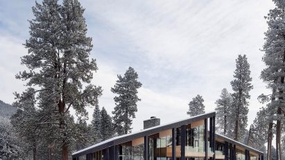 Hacker Black Butte Lodge