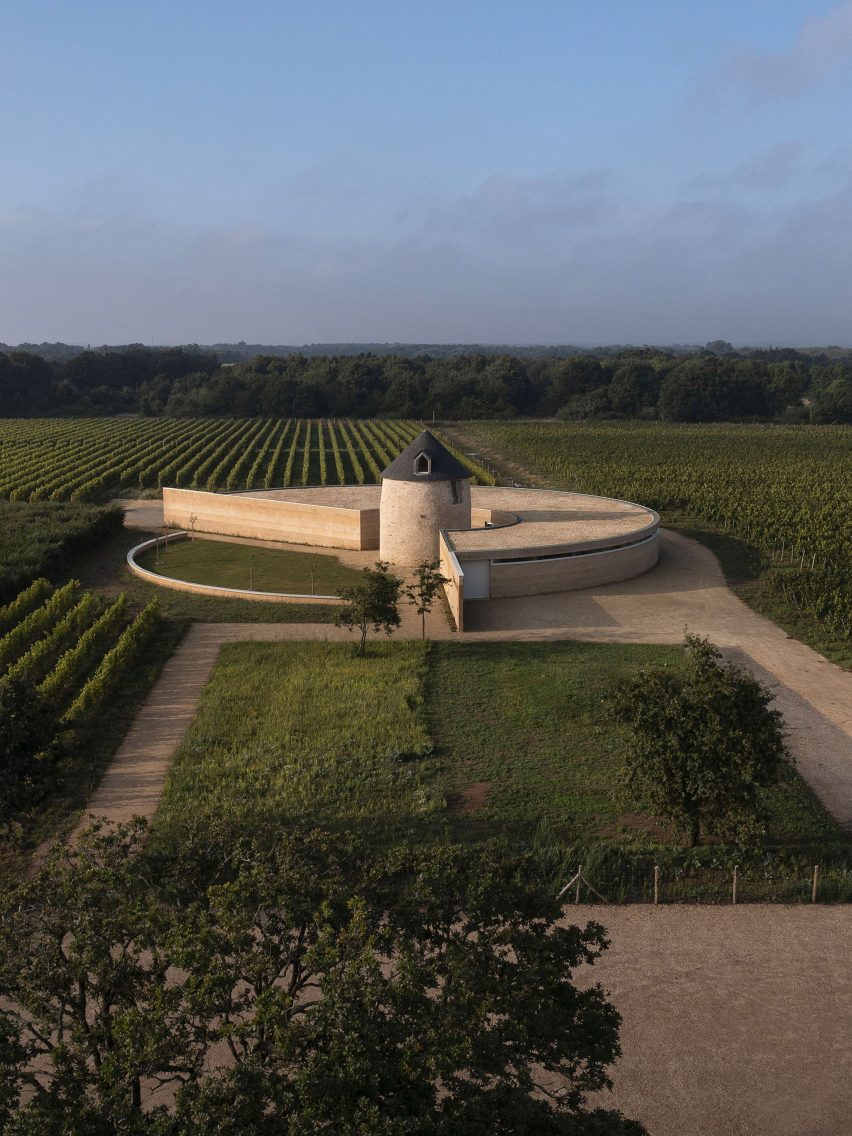 Wine Storehouse by Carmen Maurice Architecture