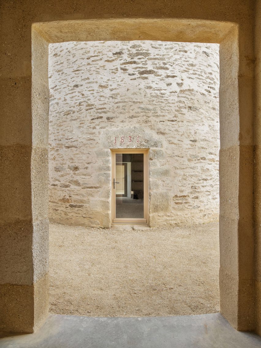 Wine Storehouse by Carmen Maurice Architecture