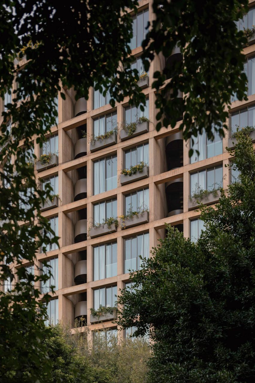 Tonalá 15 by CRB Arquitectos