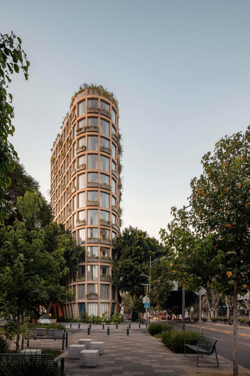 Tonalá 15 by CRB Arquitectos