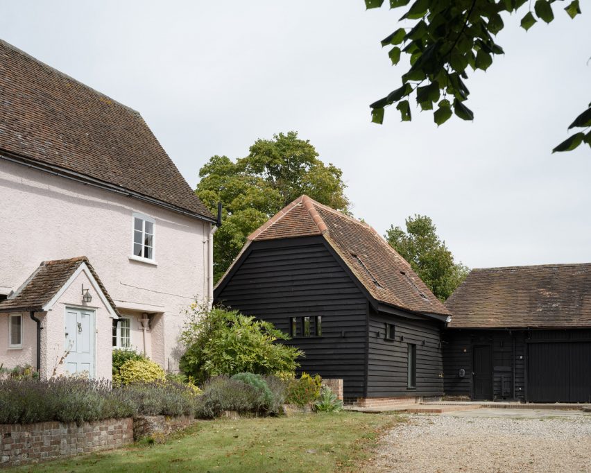 Flint Farm extension by Will Gamble Architects