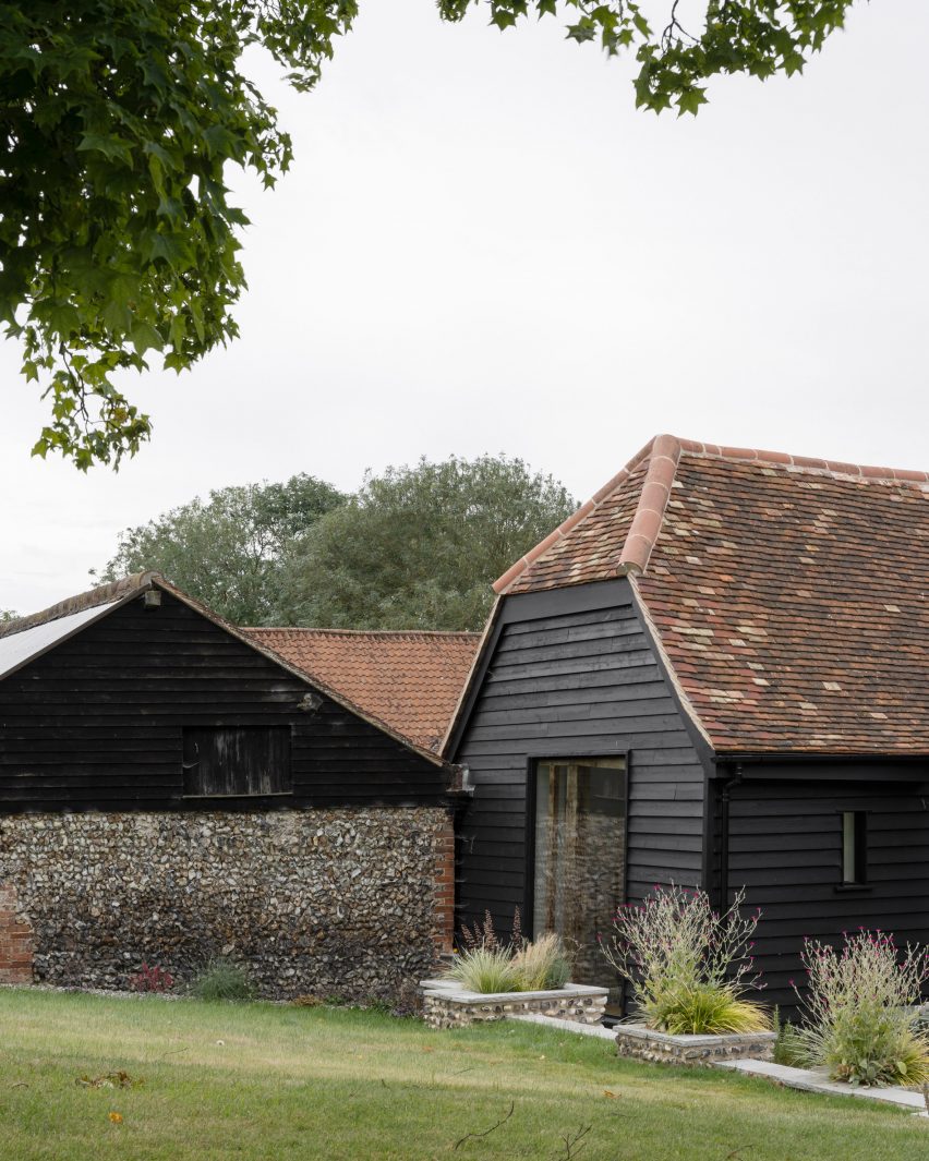 Flint Farm extension by Will Gamble Architects