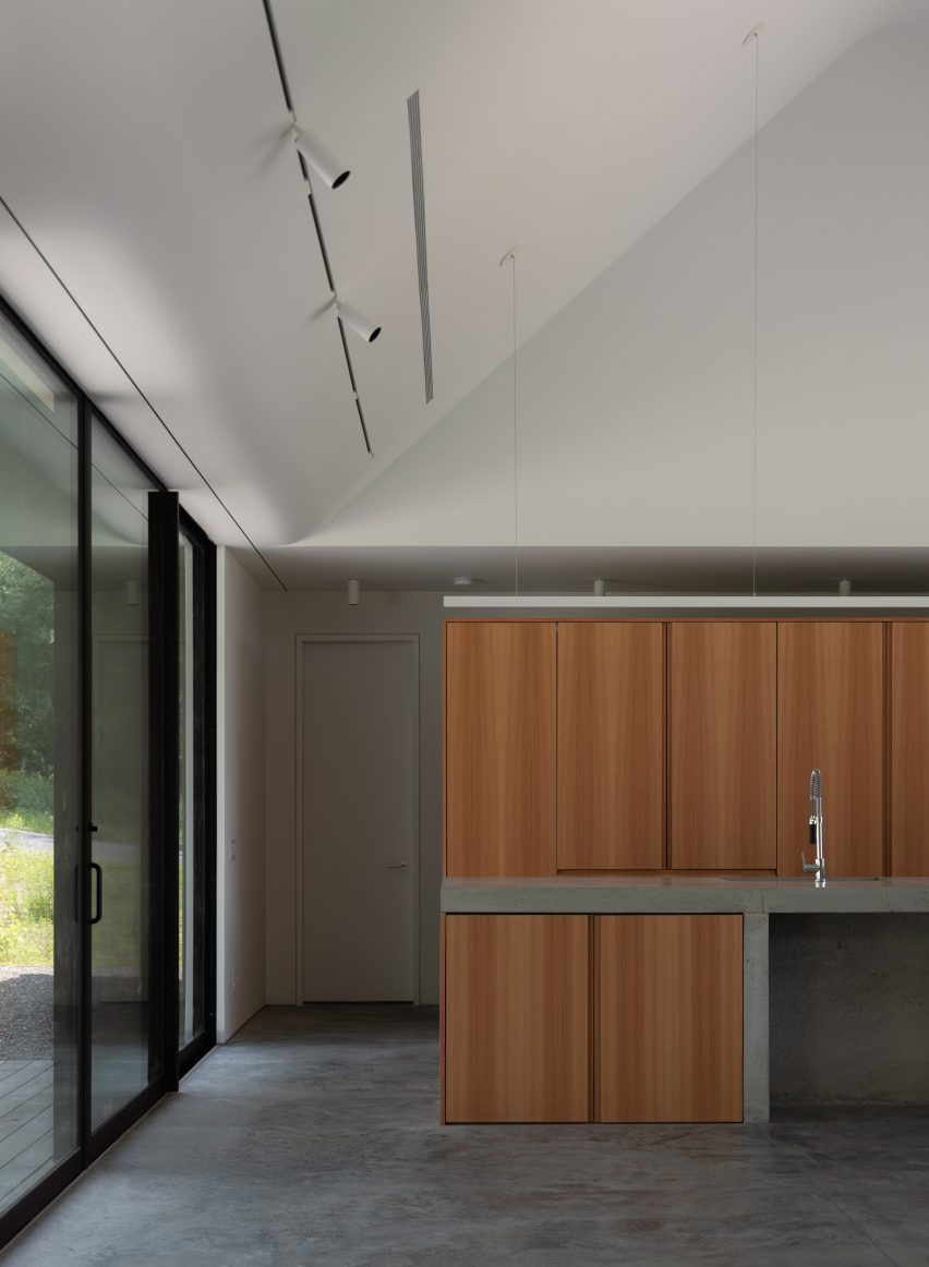 Catskills house by Group Projects