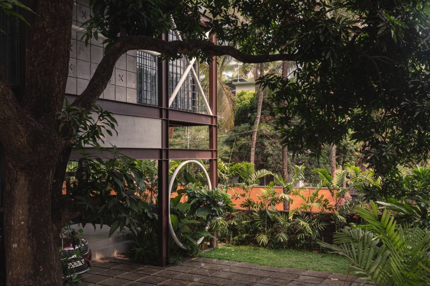 House XO in Kerala by 3dor Concepts