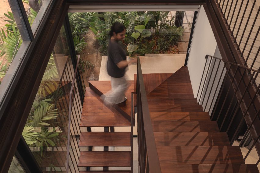 House XO in Kerala by 3dor Concepts
