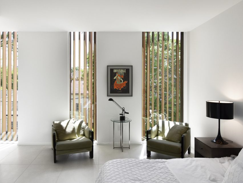 Curtain House by Johnsen Schmaling Architects