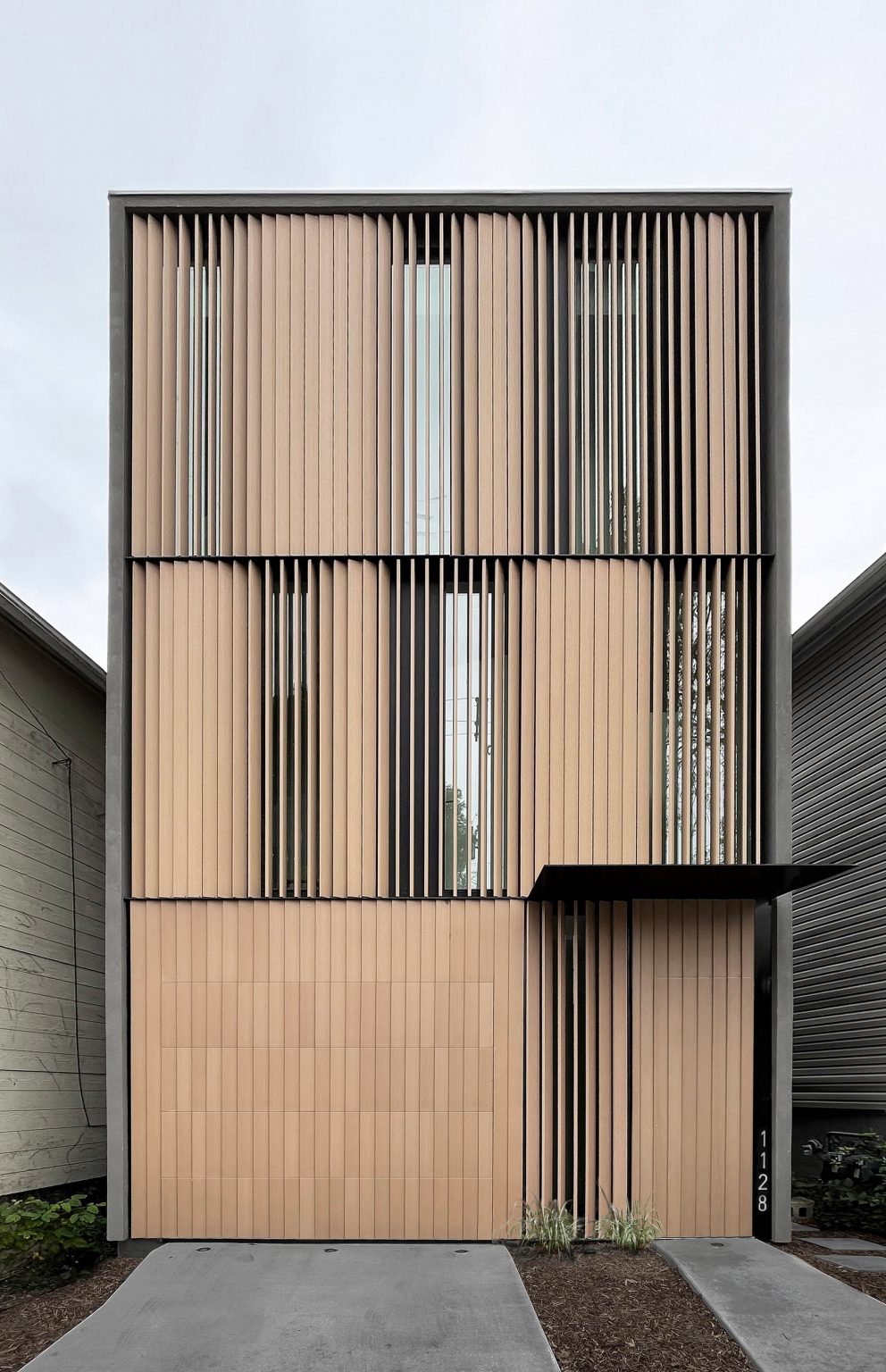 Curtain House by Johnsen Schmaling Architects