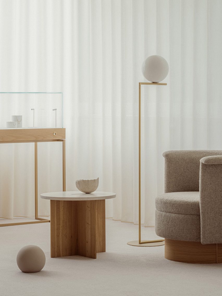 Mariha Salon by Keiji Ashizawa Design