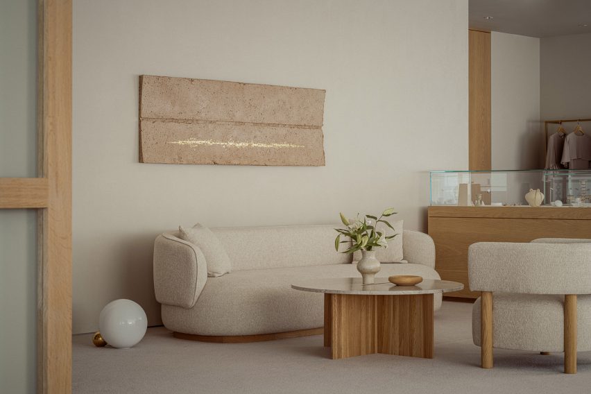 Mariha Salon by Keiji Ashizawa Design