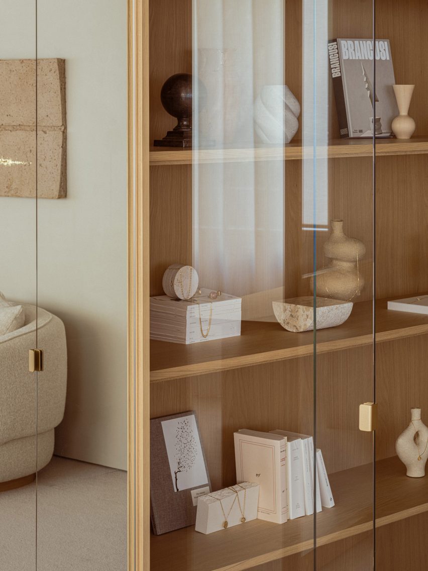 Mariha Salon by Keiji Ashizawa Design