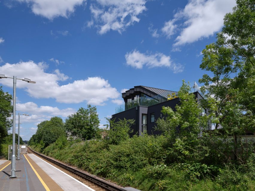 Station Lodge by Lacey & Salkytov