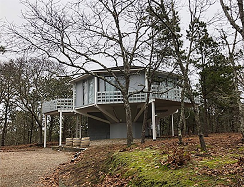 Octagon house in Cape Cod