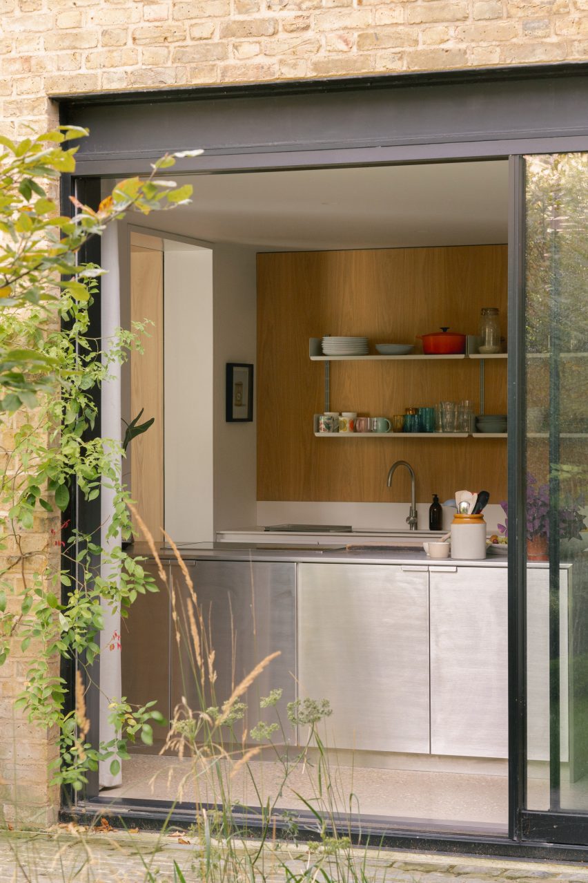 Coach House by Open Practice Architecture and Kinder Design