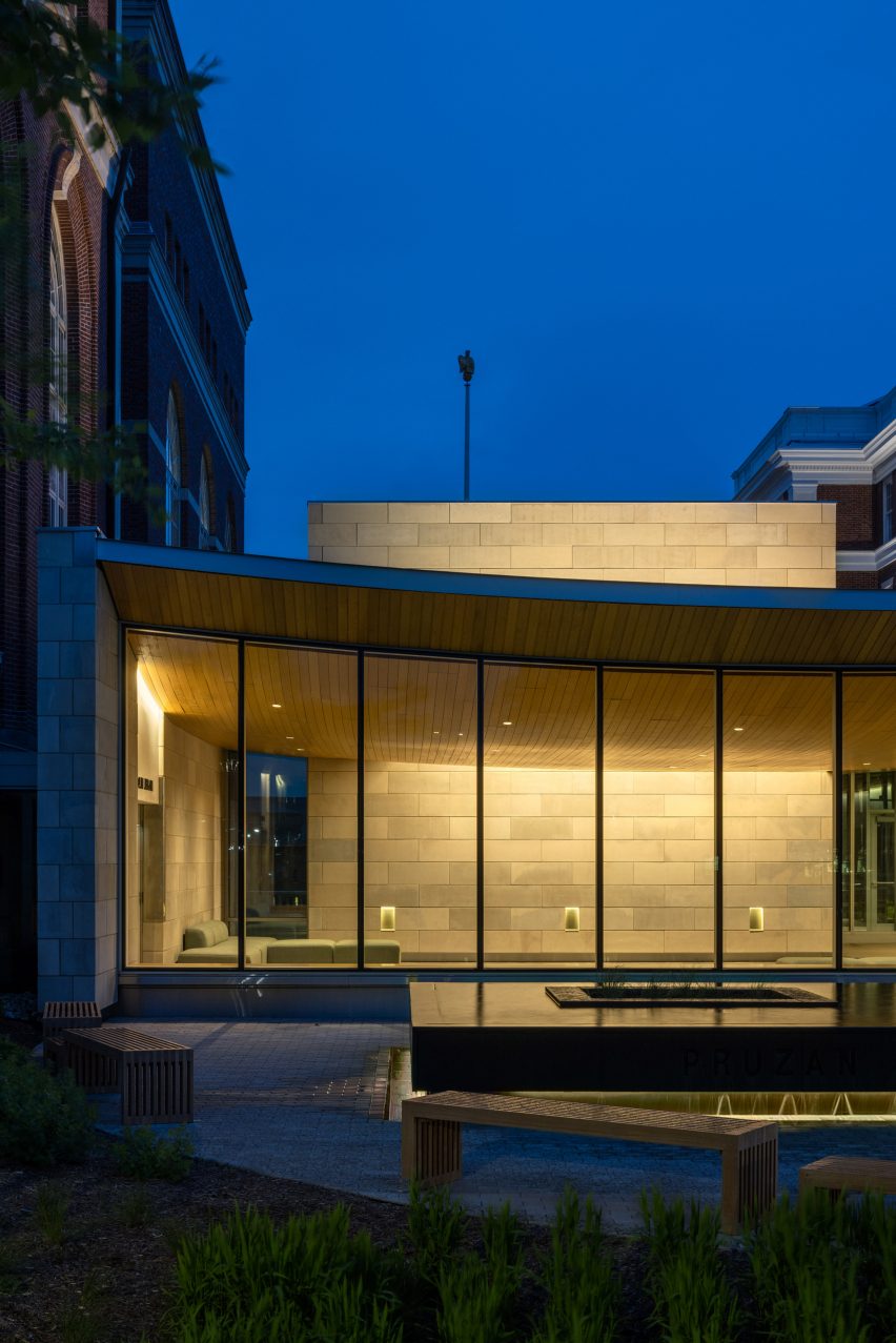 Wesleyan University Art Gallery by Peterson Rich Office