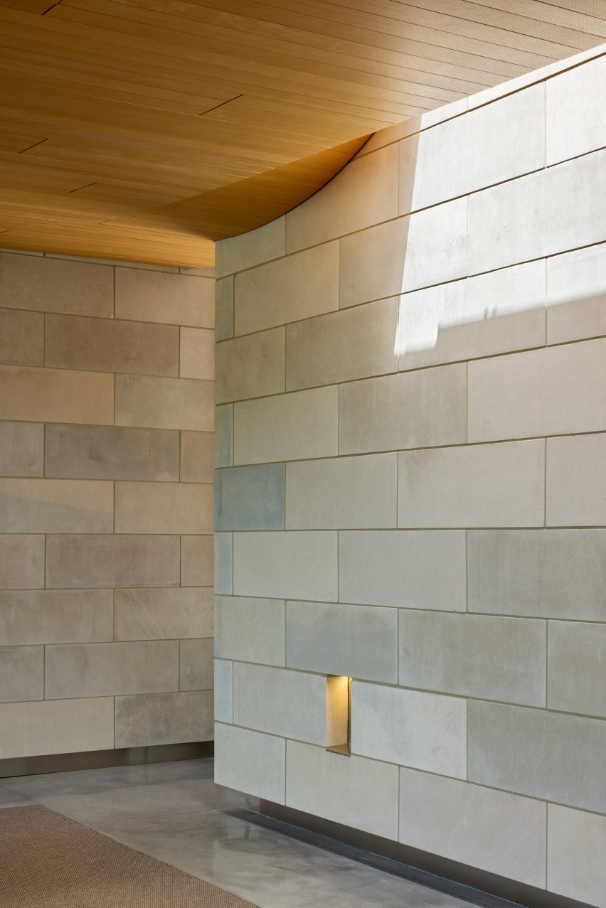 Wesleyan University Art Gallery by Peterson Rich Office