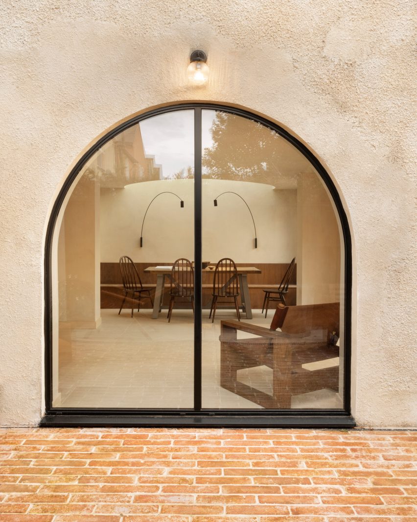 Arch House by Polysmiths