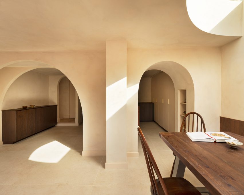Arch House by Polysmiths