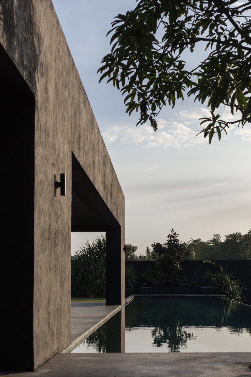 Jahten House by Senyum Design