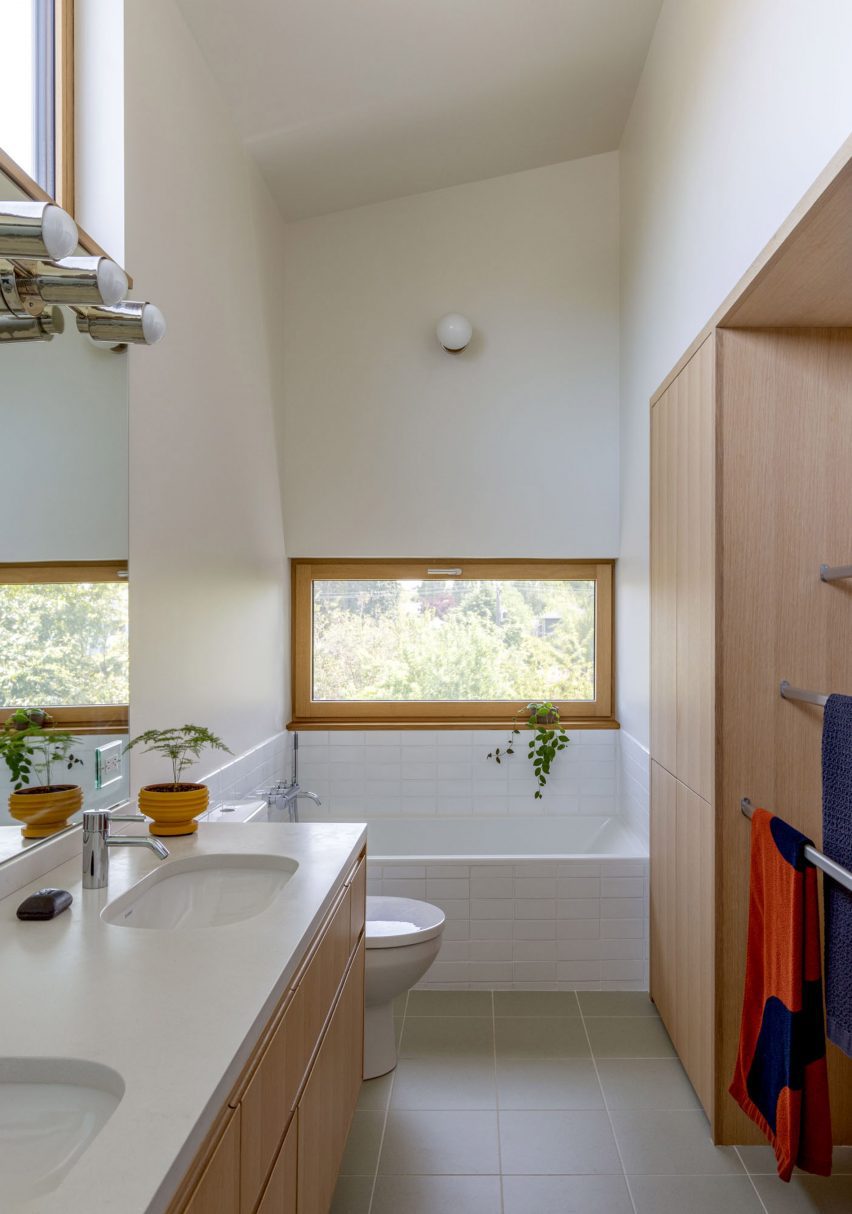 Seattle home by SHED