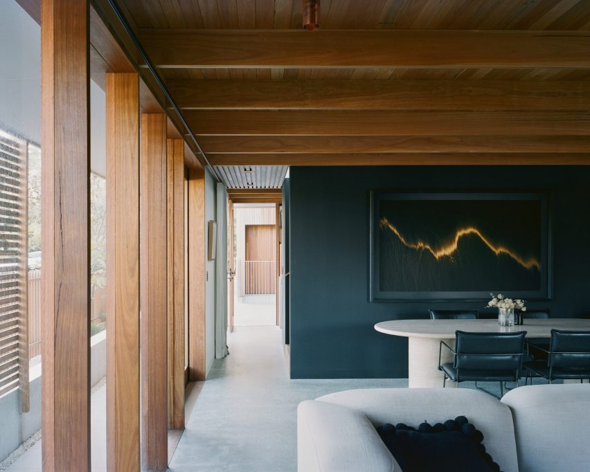 Bangalow Road House by Son Studio