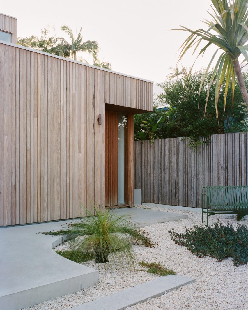 Bangalow Road House by Son Studio