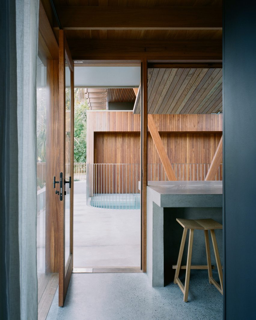 Bangalow Road House by Son Studio